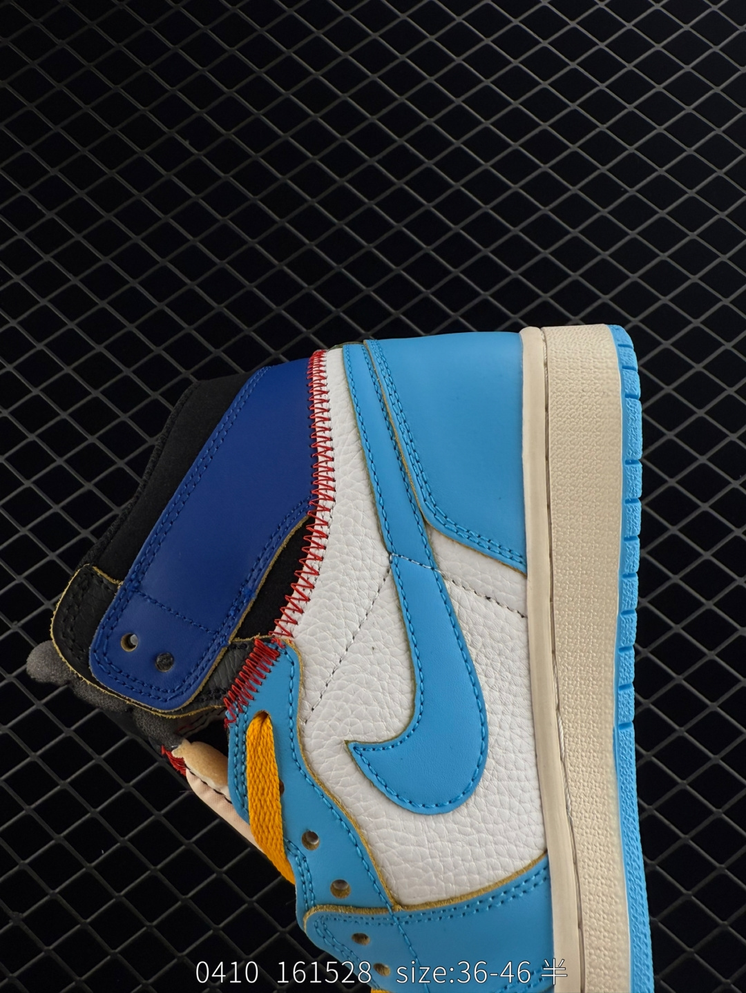 Travis Scott x Air Jordan 1 ” Reverse Mocha “